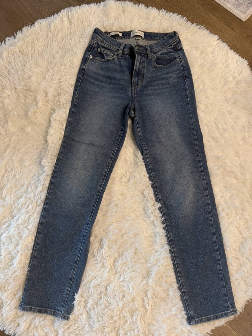 Universal Thread Mid-Rise 80s Slim Jeans - Size 4R